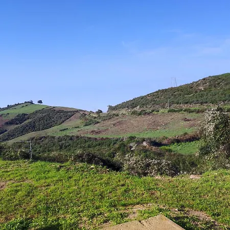 Grand F2 Vue Montagne Apartment *